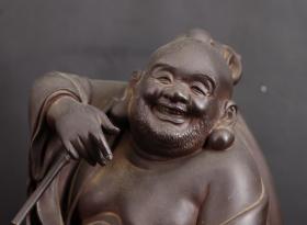 收藏级精品年代物 贵重品 日本购回 盛光作纯铜精制《大型布袋和尚雕塑》手工制作 工艺精细 年代悠久 尺寸高31XM 长20CM 宽17CM 重5825克(11.6斤) 邮费多退少补