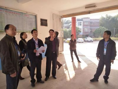 善抓细节 重在使用 | 县教育局党组副书记、副局长李盛光到埌南镇部分小学调研义务教育均衡发展工作